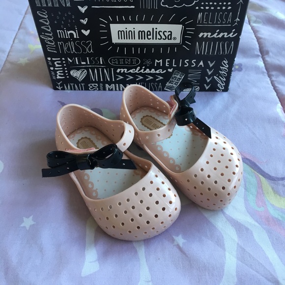 Mini Melissa Shoes - Picture 2 of 5